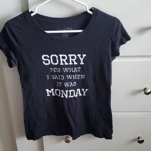 Women's black tee‎